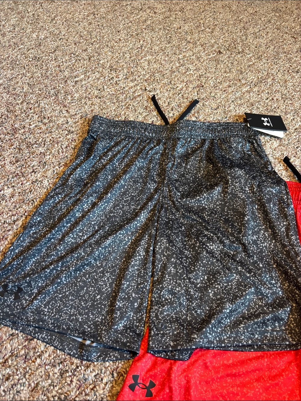 Bundle New Under Armour Shorts Youth XL speckle - Picture 4 of 7
